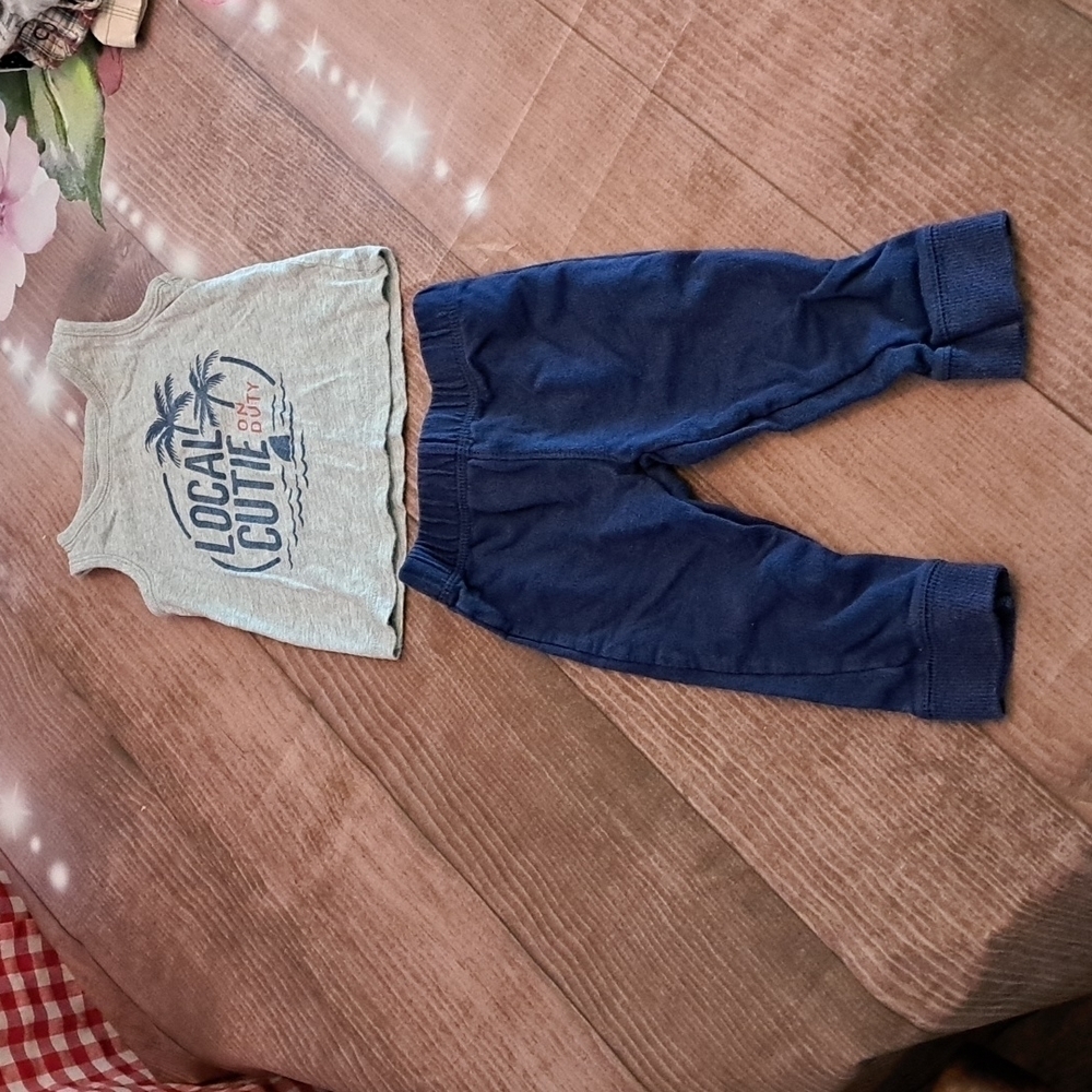 Boys 12 month outfitCarter's Matching Sets, Size 12MB for Kids